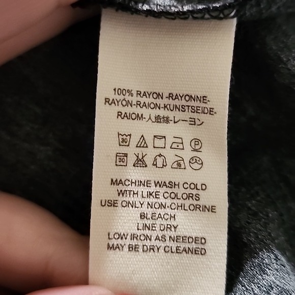 FREE PEOPLE Boho Chic Long Sleeve Black Floral MIni Dress‎ Size Medium NWT - Picture 11 of 11